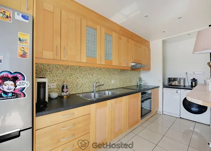 Eiffel Tower View - Charming Artist Flat - Gethosted Apartman Párizs